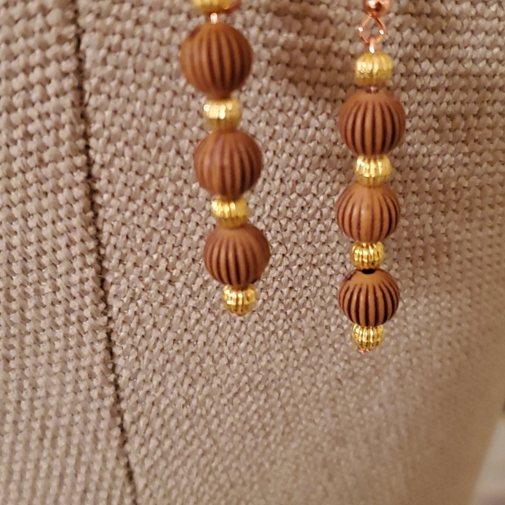 Ladies Custom Handcrafted Earrings - Picture 2 of 4